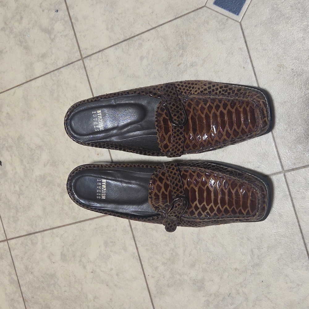 Stuart Weitzman brown slip on shoes size 10N